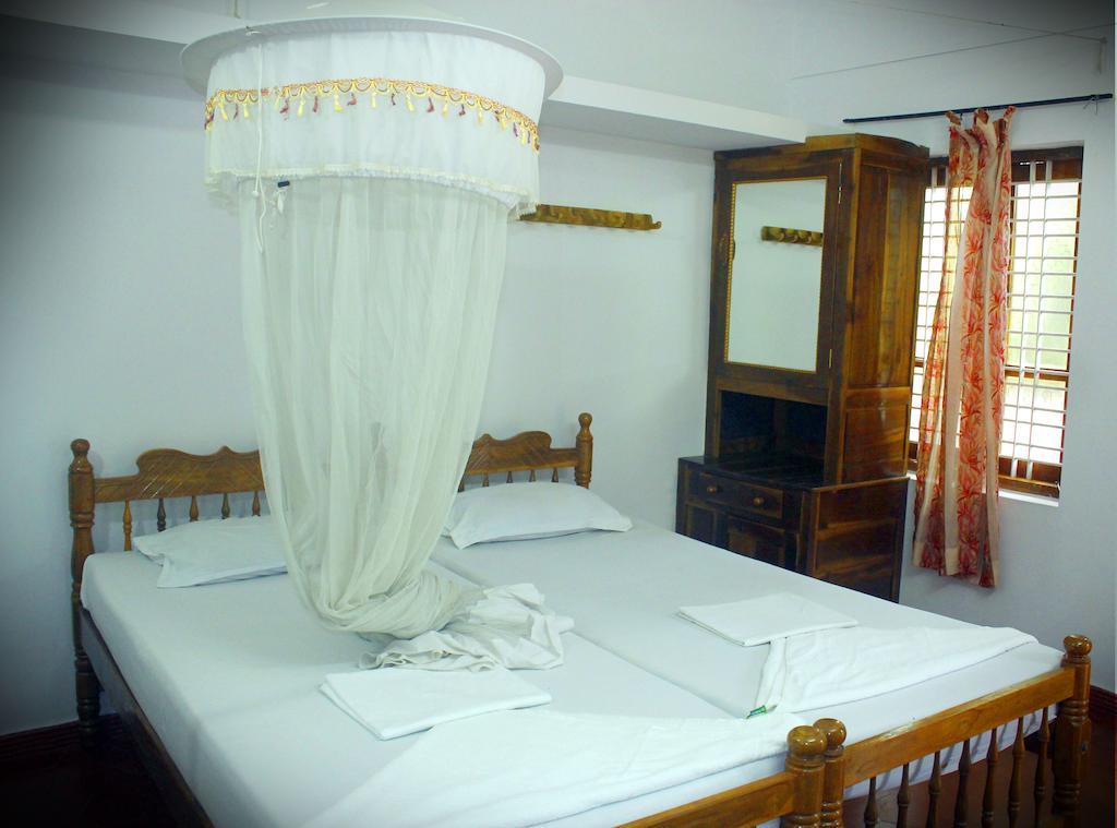 Jickys Nest Hotel Varkala Room photo
