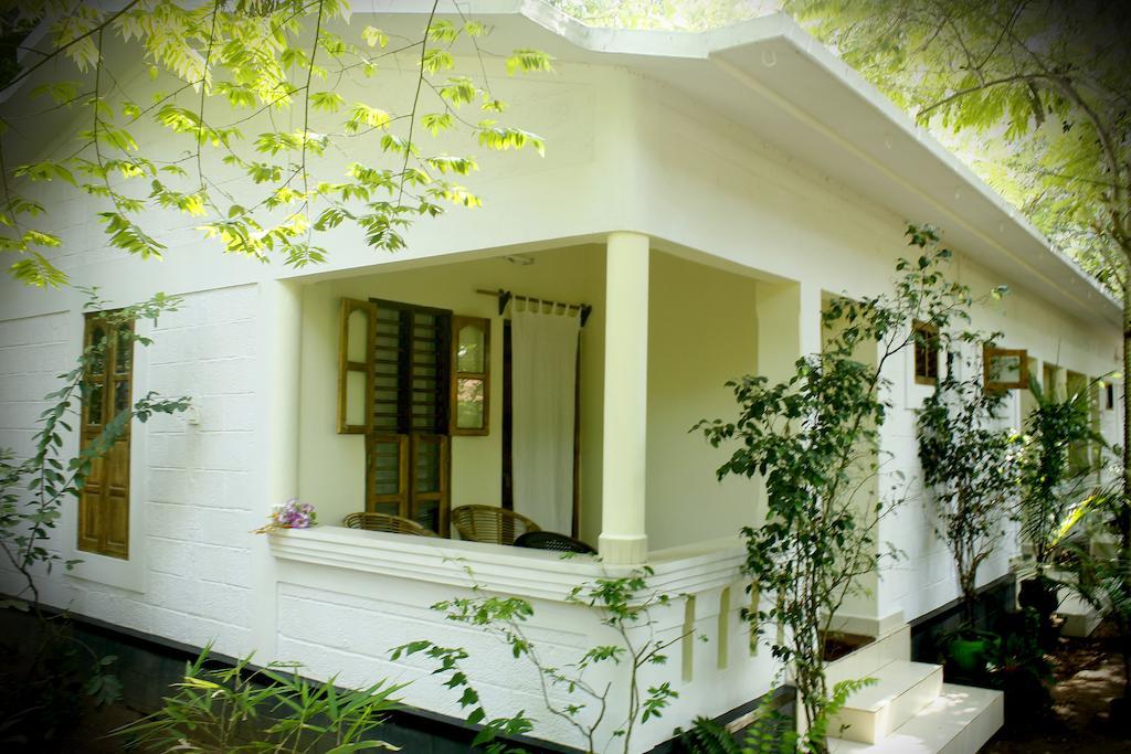 Jickys Nest Hotel Varkala Room photo
