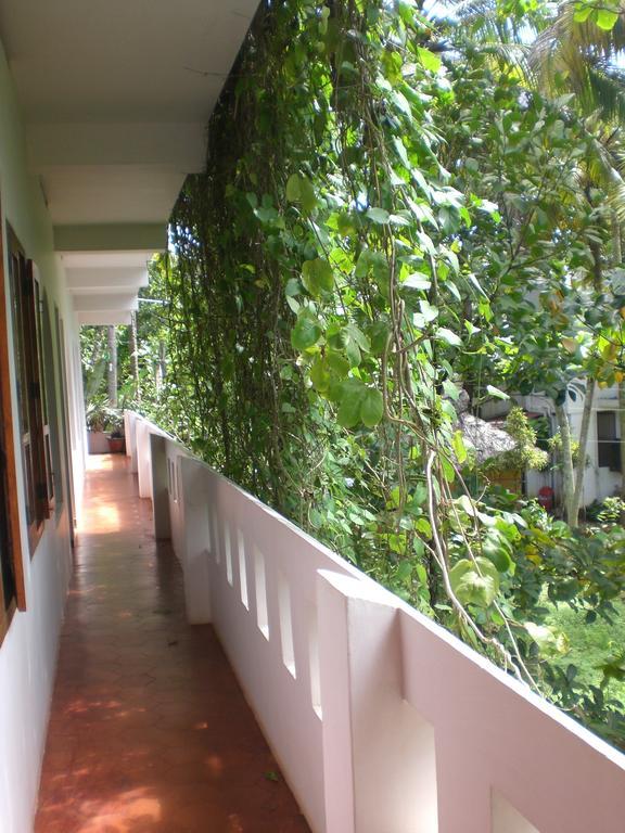 Jickys Nest Hotel Varkala Room photo